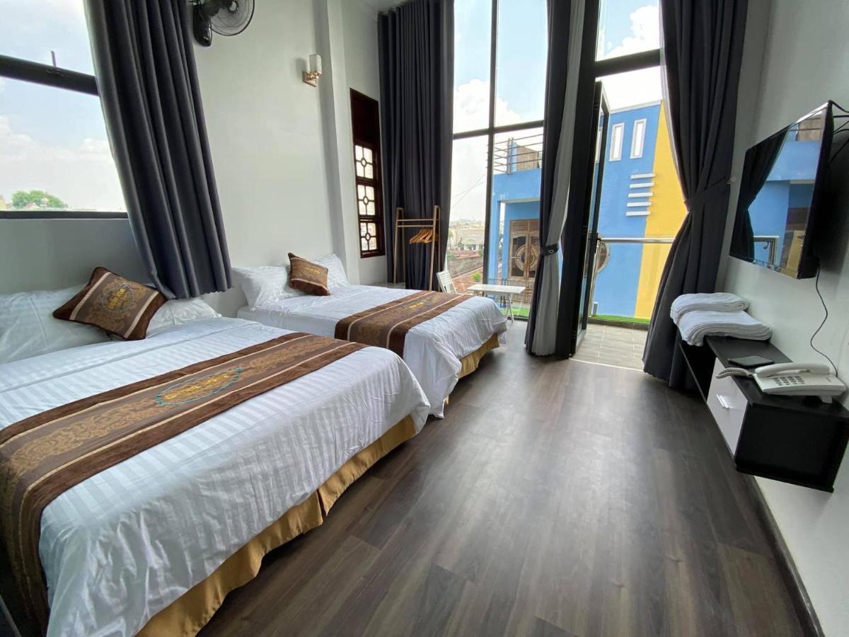 Central Home Плей Ку Екстериор снимка